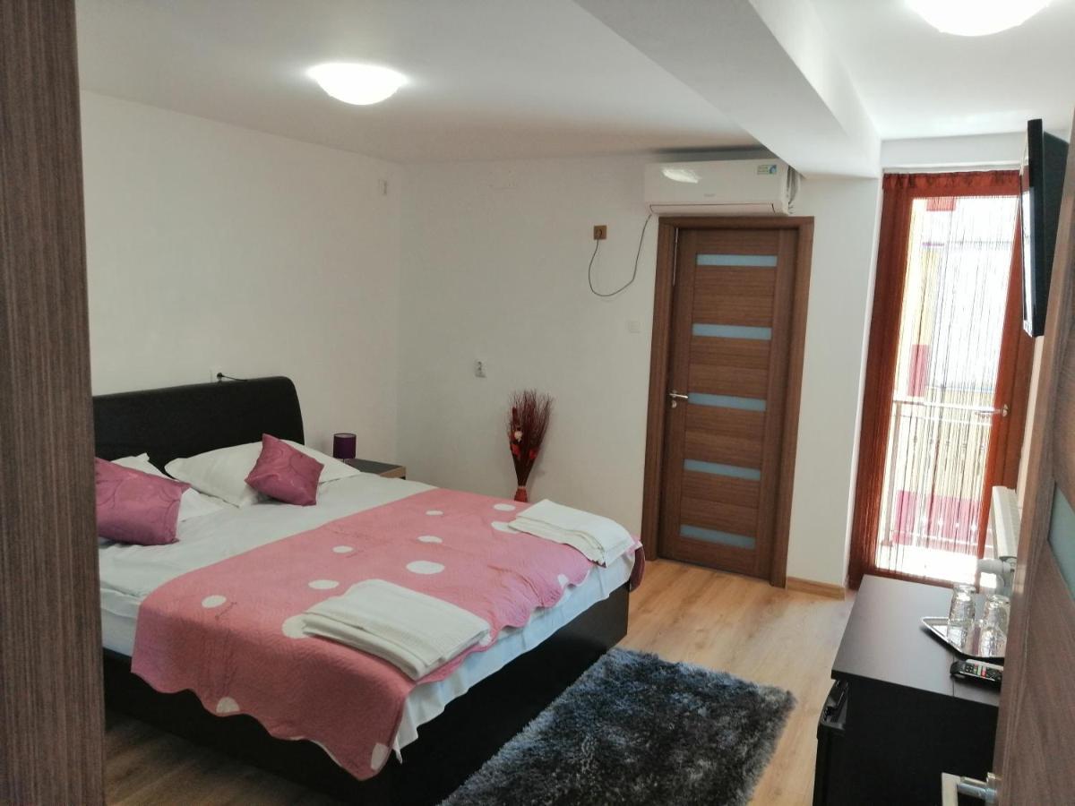 Casa Gabi'S Ξενοδοχείο Orşova Εξωτερικό φωτογραφία