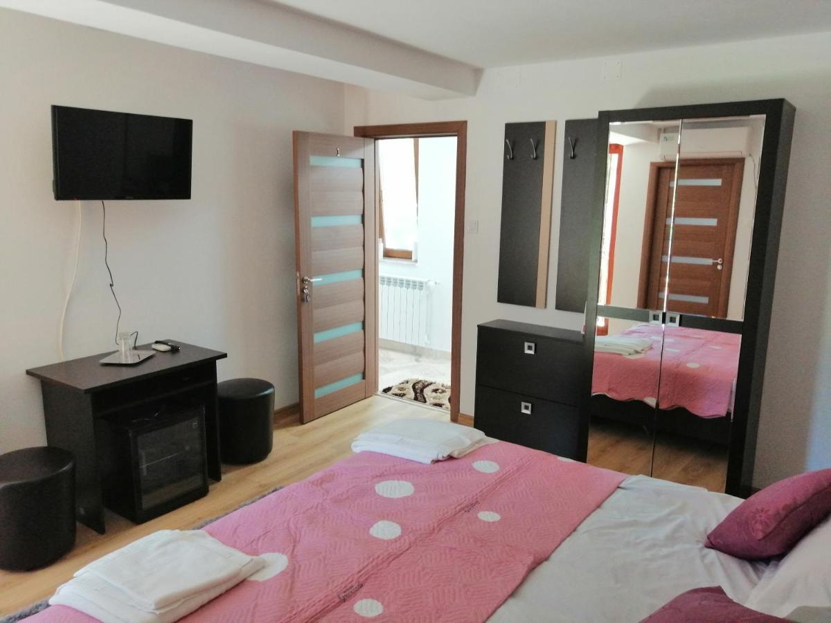 Casa Gabi'S Ξενοδοχείο Orşova Εξωτερικό φωτογραφία